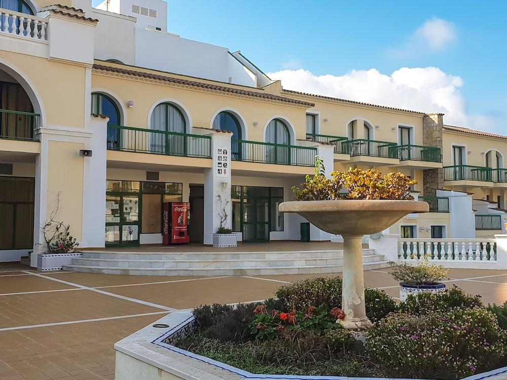 Pino Alto By Alegria Hotel